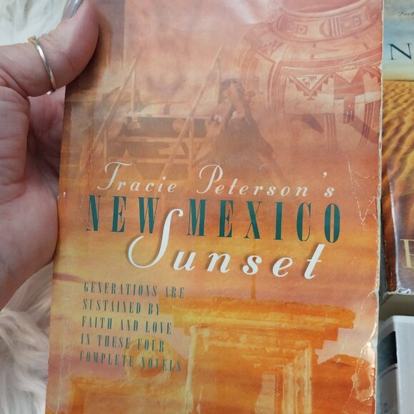 3731 Tracie Peterson 3 Book Set. New Mexico Sunrise, New Mexico Sunset, - Picture 2 of 4